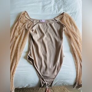 Pinky Lily bodysuit. Size small